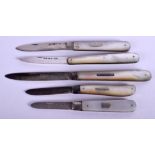 FIVE ANTIQUE SILVER AND MOTHER OF PEARL FRUIT KNIVES. (5)