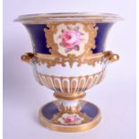 AN EARLY 19TH CENTURY CHAMBERLAINS WORCESTER SHAPED SAUCER TUREEN painted with roses. 14 cm x 12 cm