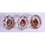 A RARE SET OF THREE 18TH CENTURY BOHEMIAN ZWISHENGOLD GLASS PORTRAIT SALTS with cranberry centre. 6
