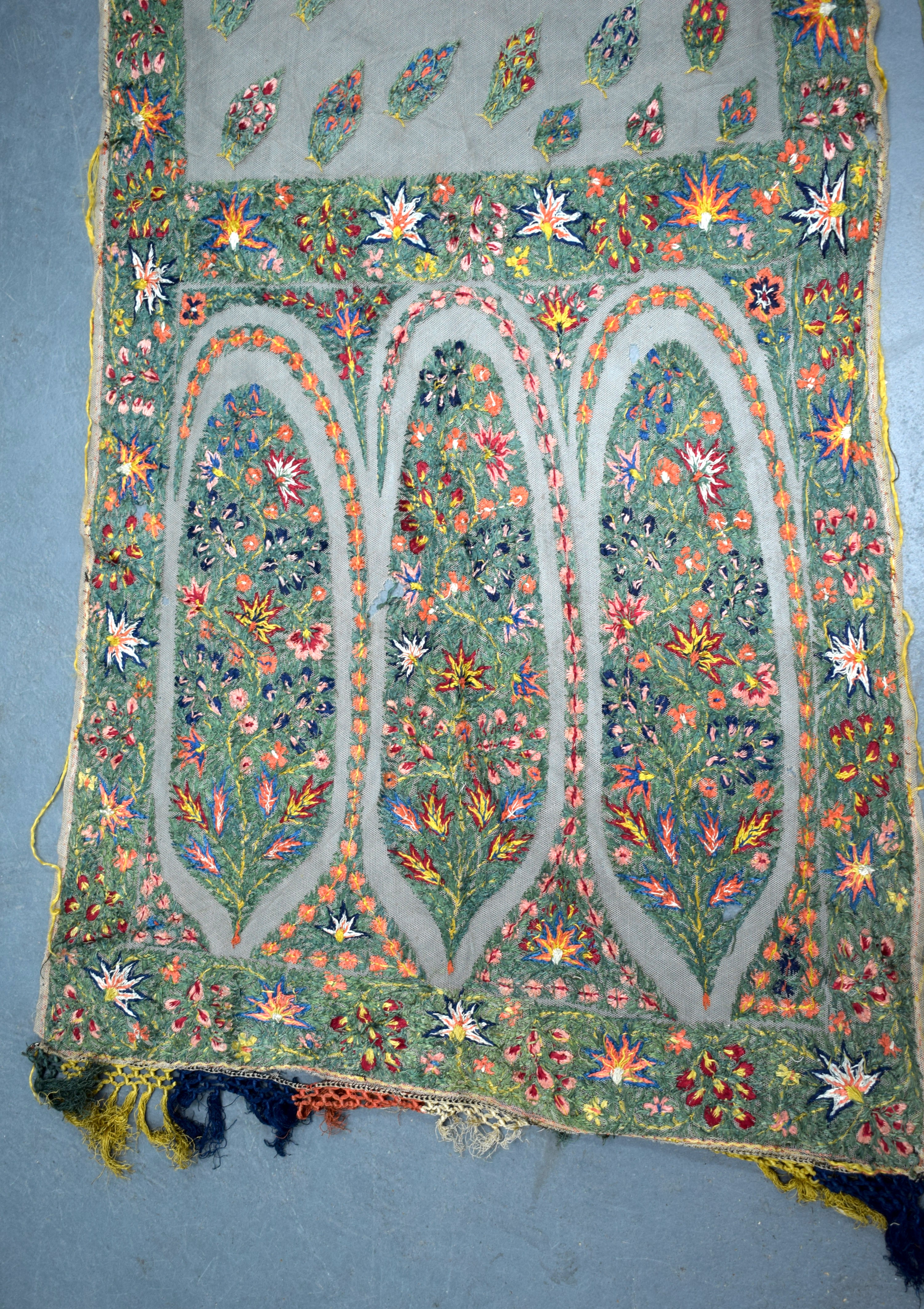 TWO 19TH CENTURY KASHMIRI SILK EMBROIDERED SHAWLS decorated with foliage. (2) - Image 5 of 8