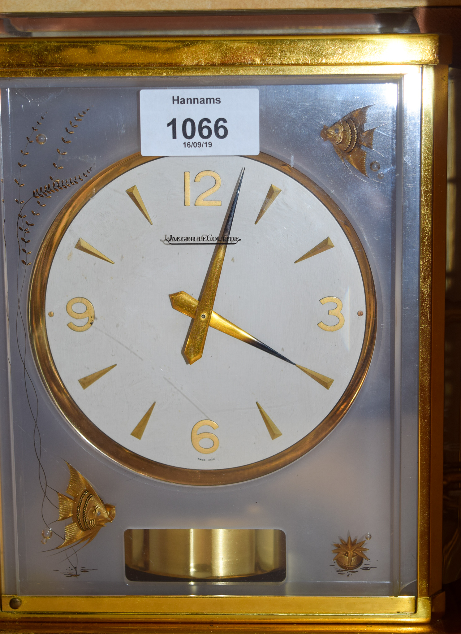 A RARE JAEGER LECOULTRE ATMOS AQUARIUM MARINA BRASS AND PERSPEX ATMOS CLOCK with original box. 23 c - Image 6 of 12