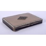 AN ART DECO SILVER AND SEED PEARL CRYSTAL SNUFF BOX with diamante lozenge surround. 8.5 cm x 6.25 c