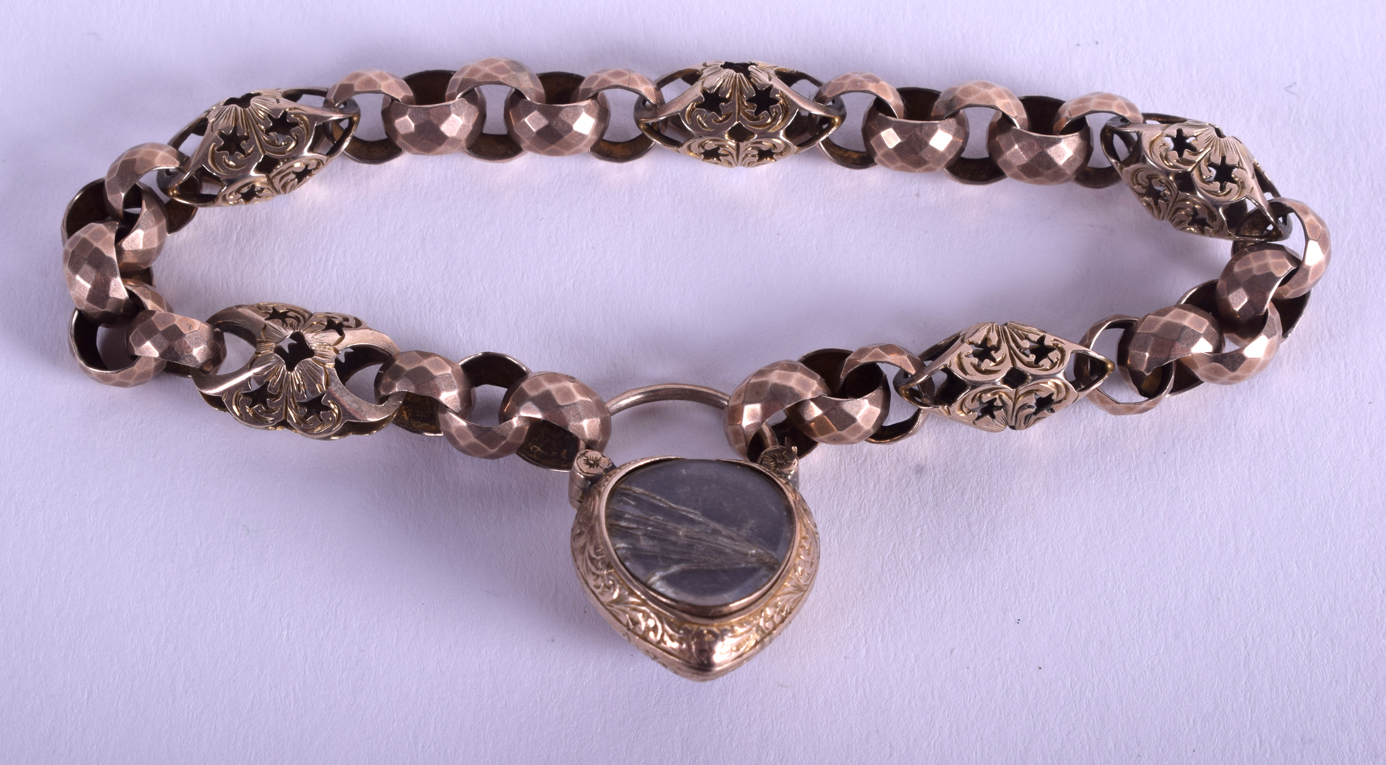 AN EARLY VICTORIAN GOLD AND AGATE BRACELET. 18.8 grams. 18 cm long. - Image 2 of 2