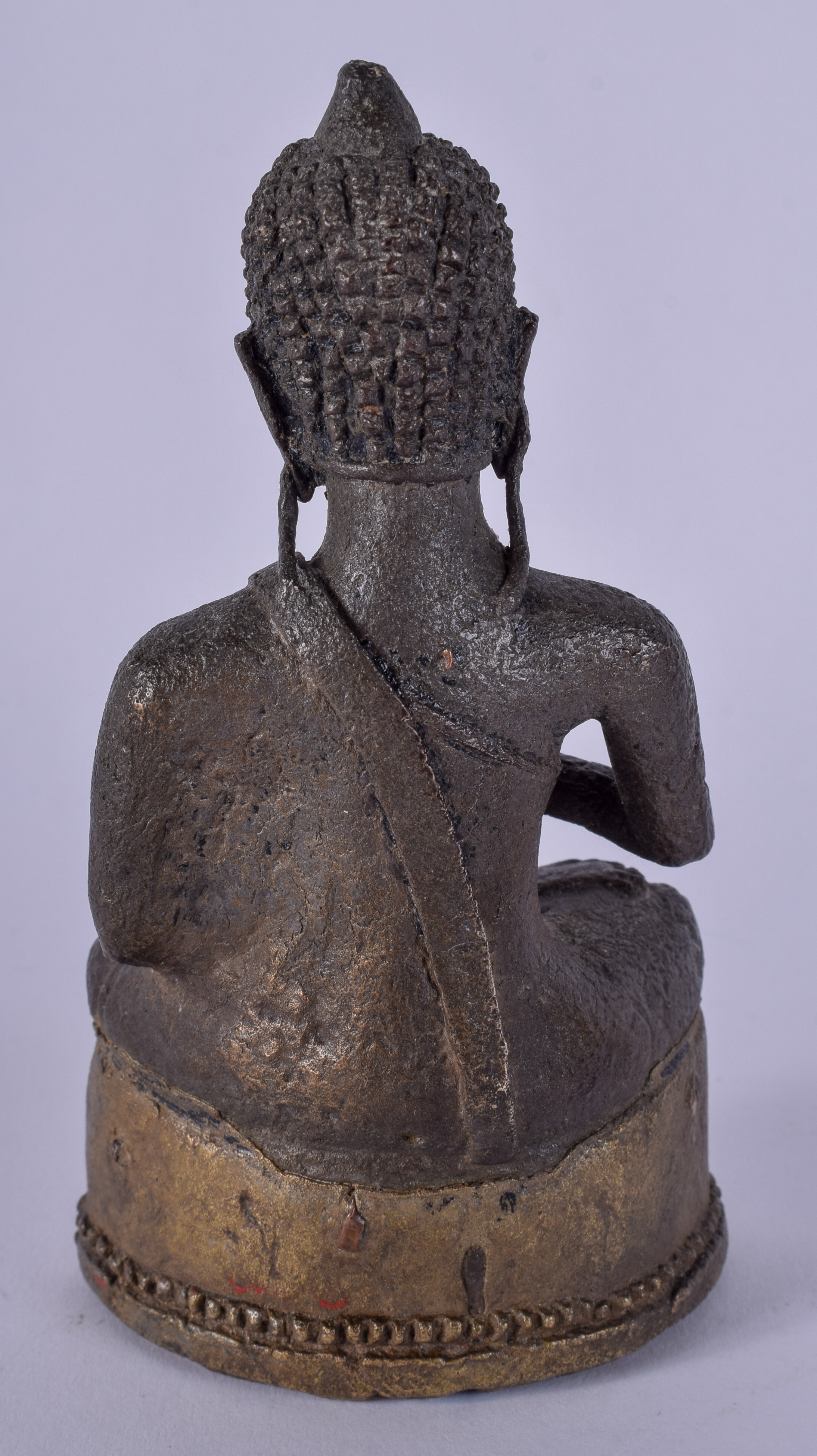 AN 18TH CENTURY SOUTH EAST ASIAN POLYCHROMED BRONZE BUDDHA. 12 cm high. - Image 2 of 5