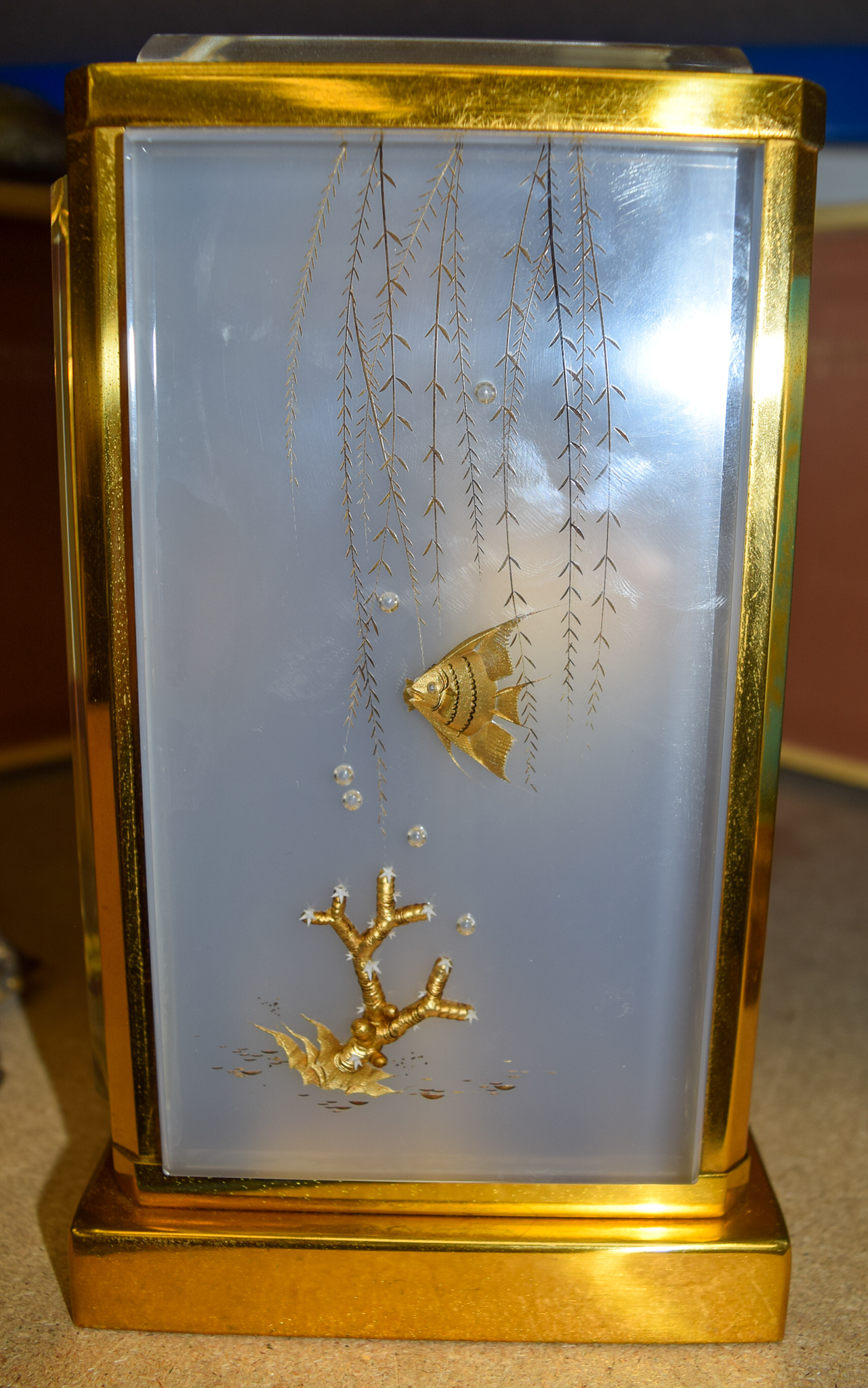 A RARE JAEGER LECOULTRE ATMOS AQUARIUM MARINA BRASS AND PERSPEX ATMOS CLOCK with original box. 23 c - Image 11 of 12