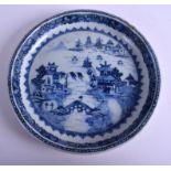 AN 18TH CENTURY CHINESE BLUE AND WHITE DISH Qianlong. 24 cm diameter.
