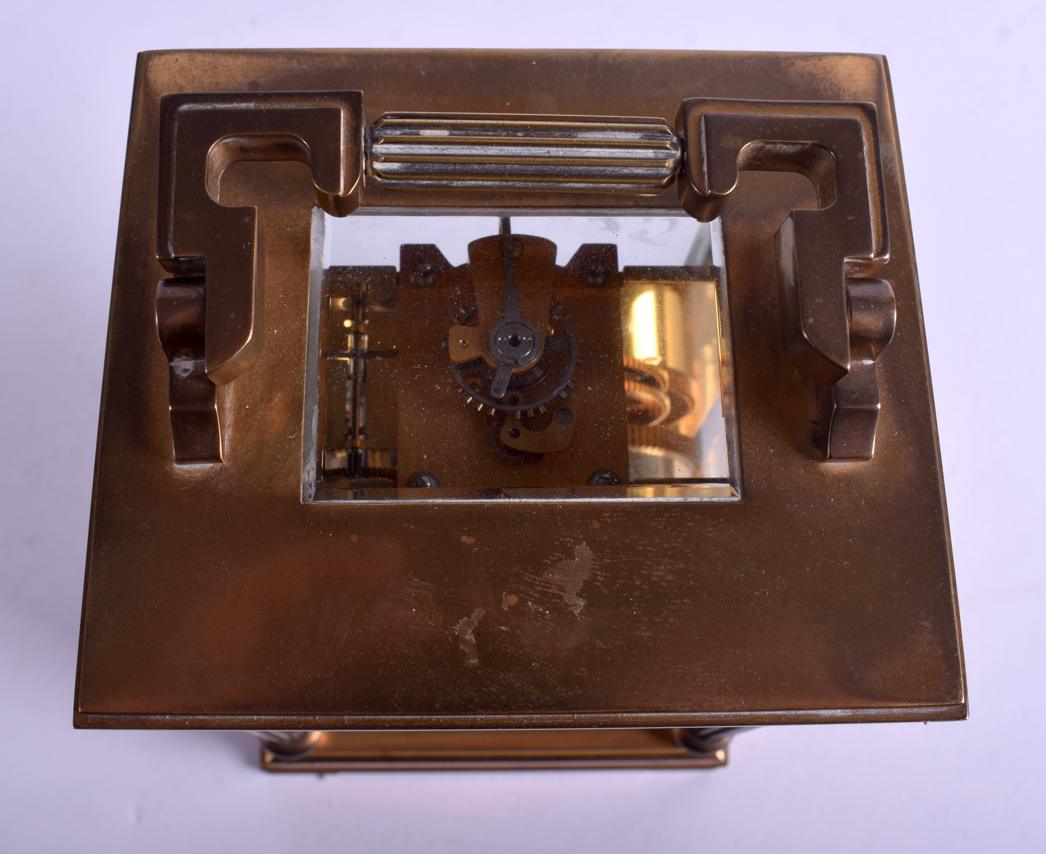 A GOOD FRENCH L'EPPE CARRIAGE CLOCK with classical column supports. 18 cm high inc handle. - Image 3 of 3