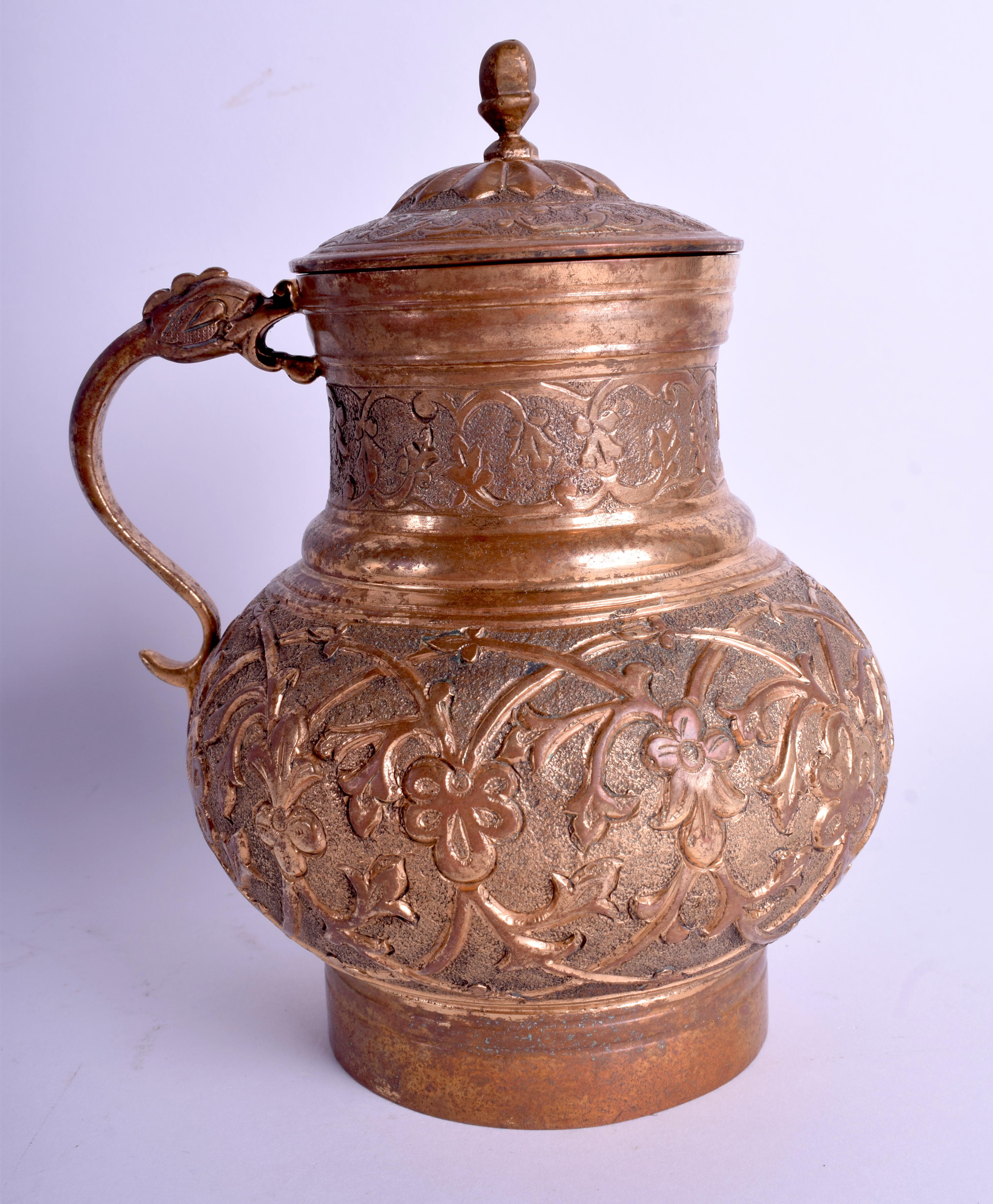 AN UNUSUAL TURKISH MIDDLE EASTERN OTTOMAN GILDED CUP AND COVER decorated with foliage and vines. 19 - Image 2 of 3