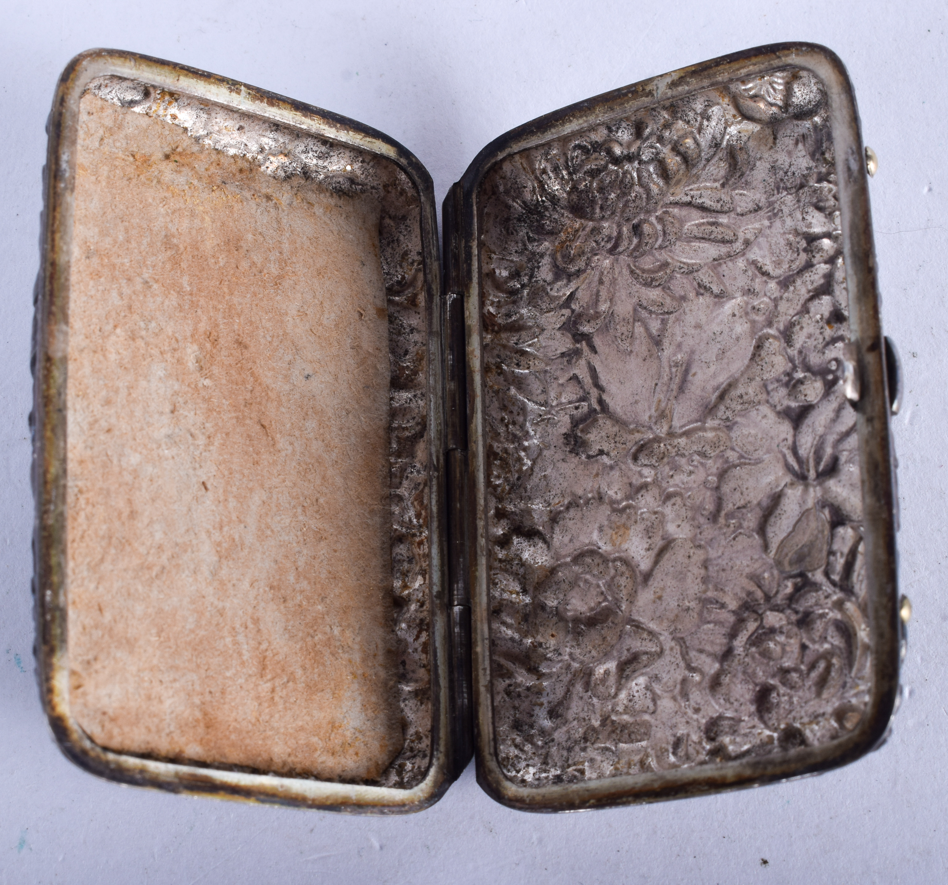 A JAPANESE MEIJI PERIOD SILVER CASE. 33 grams. 5 cm wide. - Bild 5 aus 5