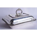 A GOOD ANTIQUE SILVER SERVING TUREEN AND COVER. Sheffield 1900. 56.7 oz. 28 cm x 20 cm.