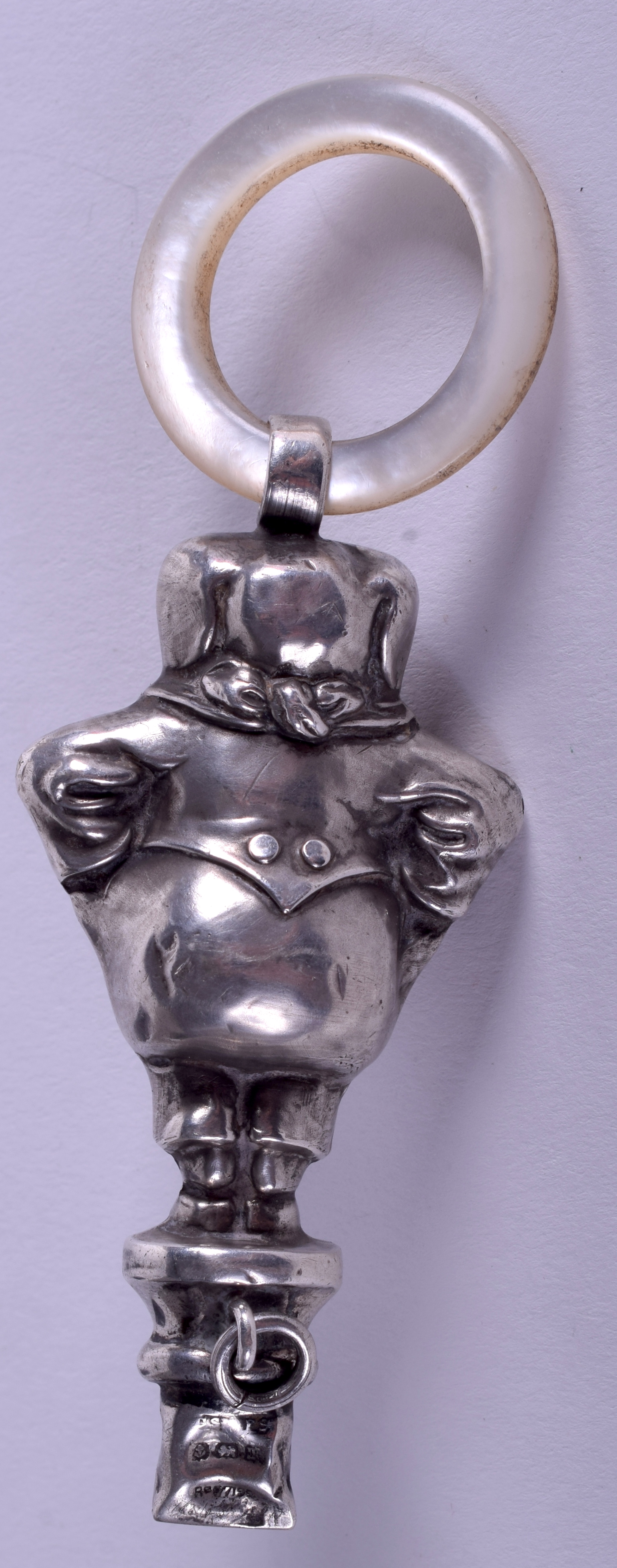 A VERY RARE EDWARDIAN NOVELTY LITTLE PIGGY SILVER BABIES RATTLE This Little Piggy Had Roast beef. 1 - Image 2 of 3