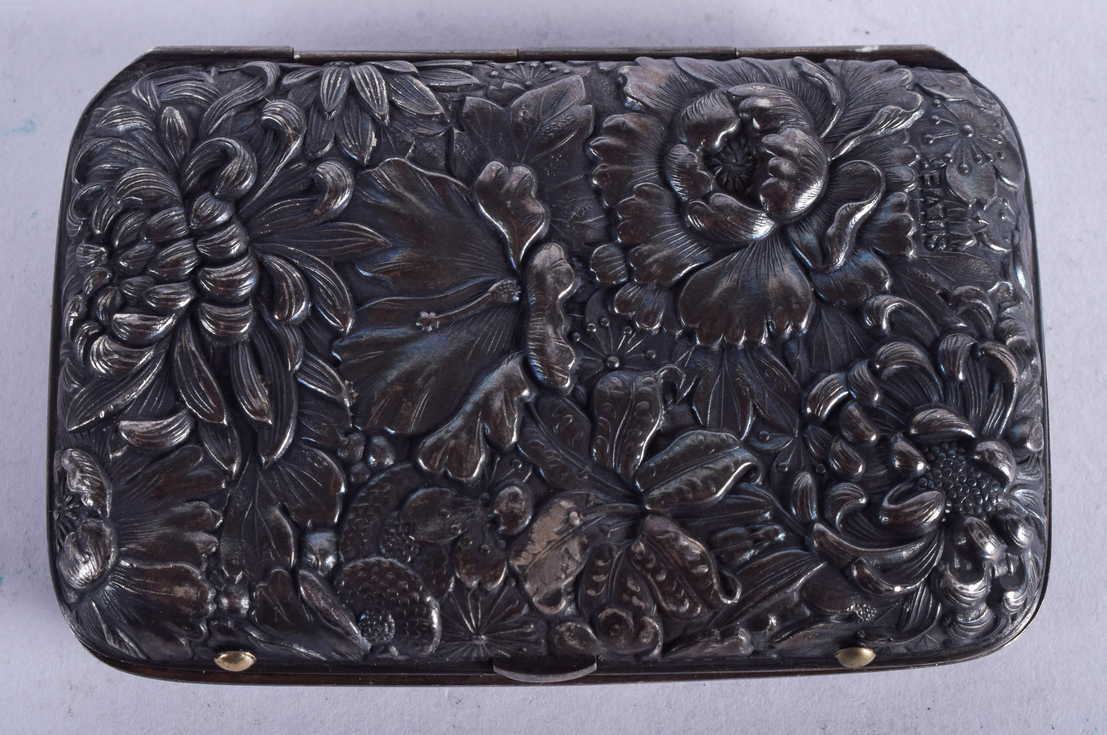 A JAPANESE MEIJI PERIOD SILVER CASE. 33 grams. 5 cm wide. - Bild 3 aus 5