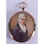 A GOOD GEORGE III GOLD MOUNTED ENAMEL NAVAL MILITARY MINIATURE. 5.5 cm x 6.75 cm.