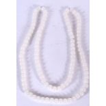 A CHINESE WHITE HARDSTONE NECKLACE, formed with spherical beads. 80 cm long.