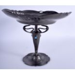 AN ART NOUVEAU ORIVIT PEWTER AND TURQUOISE TYPE PEDESTAL TAZZA of scrolling foliate form. 19 cm x 2