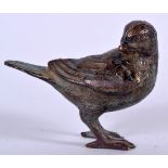 A BRONZE FIGURE OF A BIRD, formed standing. 8.25 cm wide.