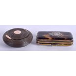 A LATE REGENCY TORTOISESHELL COIN PURSE together with a gold mounted nut Regency snuff box. (2)