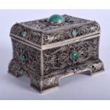 AN UNUSUAL 19TH CENTURY MALACHITE INSET SILVER FILIGREE BOX possibly Russian. 7 cm x 5 cm.