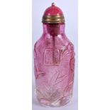 AN EARLY 20TH CENTURY CHINESE CARVED PEKING GLASS SNUFF BOTTLE Qing. 8 cm high.