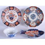 TWO 18TH CENTURY JAPANESE EDO PERIOD IMARI DISHES together with a fish and a porcelain bowl. Larges
