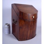 A LARGE GEORGE III MAHOGANY KNIFE BOX. 35 cm x 22 cm.