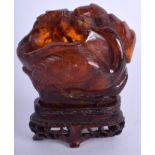A RARE 18TH/19TH CENTURY CHINESE CARVED AMBER BRUSH WASHER Qianlong. 54.8 grams. Amber 6.5 cm x 5.7