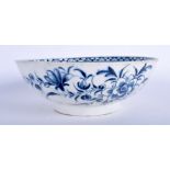 A 18TH CENTURY WORCESTER BOWL painted with the Peony pattern in blue, Workman’s mark In blue to bas