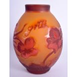 A SMALL GALLE STYLE CAMEO GLASS VASE decorated with flowers. 9.5 cm high.