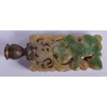 AN 18TH/19TH CENTURY CHINESE CARVED JADEITE PLAQUE FINIAL Qing. Jade 3.5 cm x 7.25 cm.