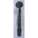 A RARE LARGE 19TH CENTURY CHINESE CARVED SPINACH JADE RUI SCEPTRE Qing, overlaid with foliage. 26 c