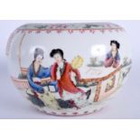 AN EARLY 20TH CENTURY CHINESE FAMILLE ROSE PORCELAIN CENSER Republic, painted with figures. 15 cm w