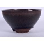 A CHINESE QING DYNASTY HARESFOOT POTTERY BOWL, formed with drip glaze. 12.25 cm wide.