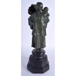 A 1920S BRONZE FIGURE OF A MOTHER AND CHILD By Charles Leonard Hartwell (1873-1951). Bronze 24.5 cm