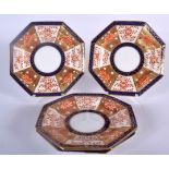 A SET OF FIVE WEDGWOOD PORCELAIN PLATES, octagonal in shape and decorated with foliage. 17 cm wide.