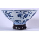 A CHINESE BLUE AND WHITE PORCELAIN BOWL BEARING XUANDE MARKS, painted with stylised flowering vines