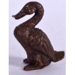 A BRONZE FIGURE OF A BIRD, formed standing. 4.6 cm high.