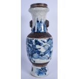 A 19TH CENTURY CHINESE BLUE AND WHITE PORCELAIN VASE painted with warriors within landscapes. 30 cm