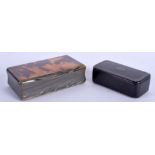 TWO ANTIQUE SNUFF BOXES. (2)