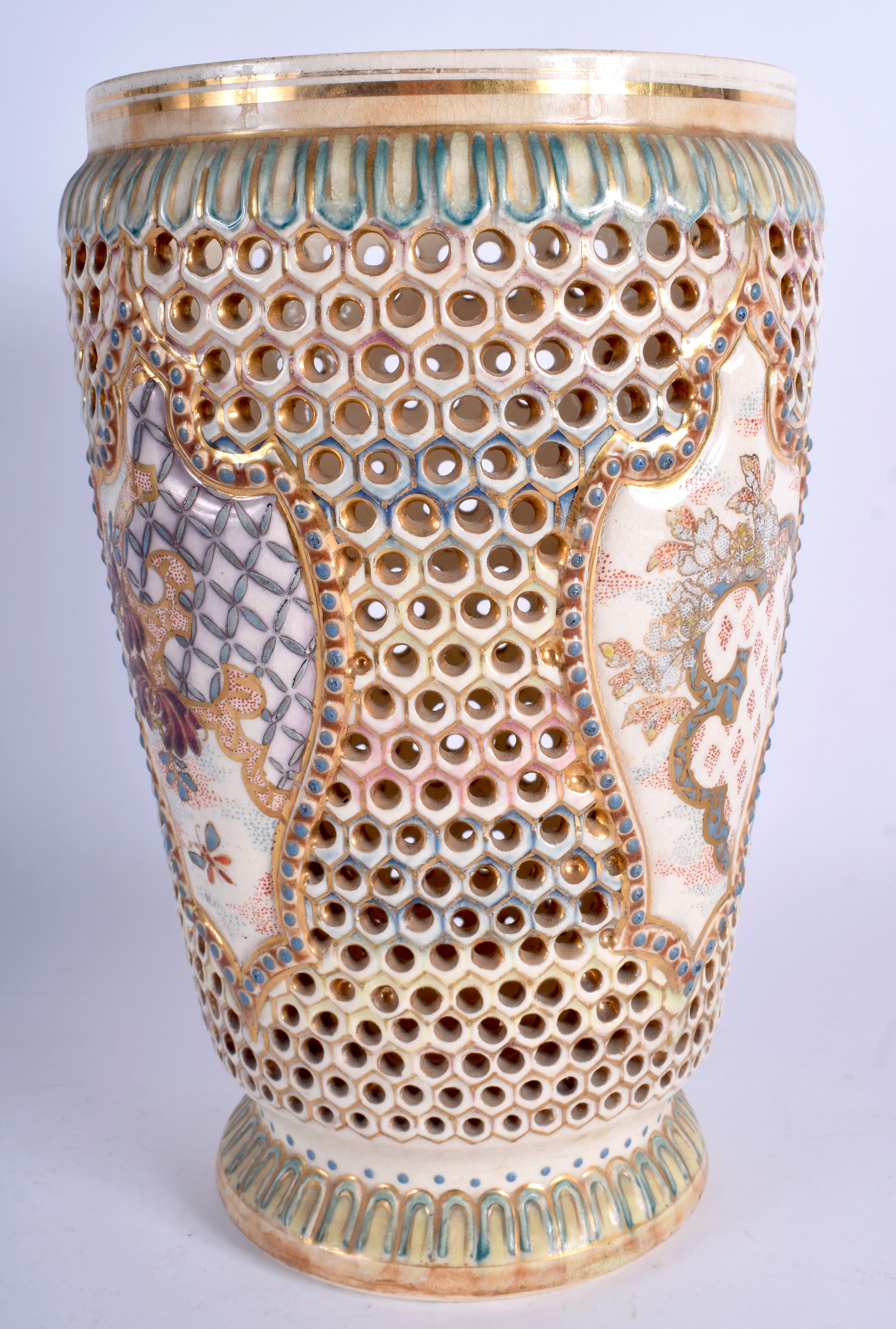 A 19TH CENTURY HUNGARIAN RETICULATED FISCHER BUDAPEST VASE painted with flowers. 26 cm high. - Image 2 of 4