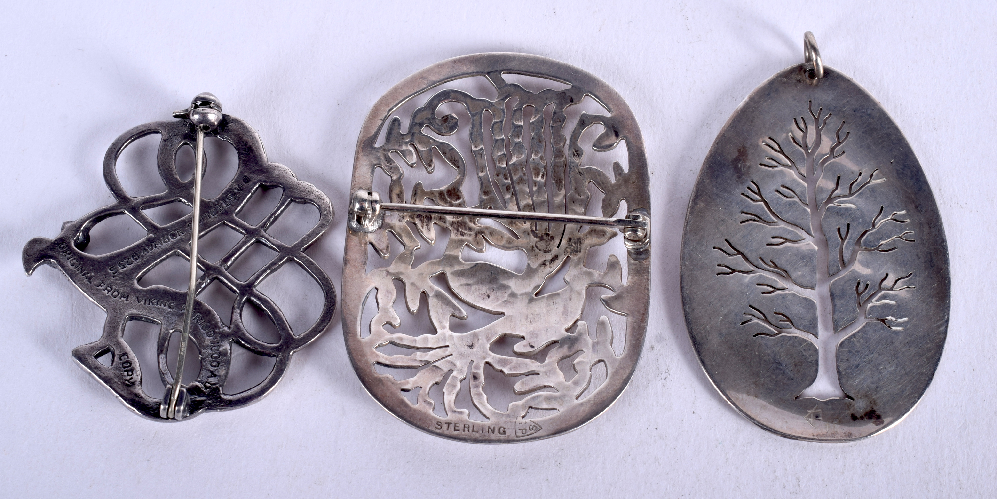 TWO SILVER BROOCHES a vintage silver pendant. (3) - Image 2 of 2