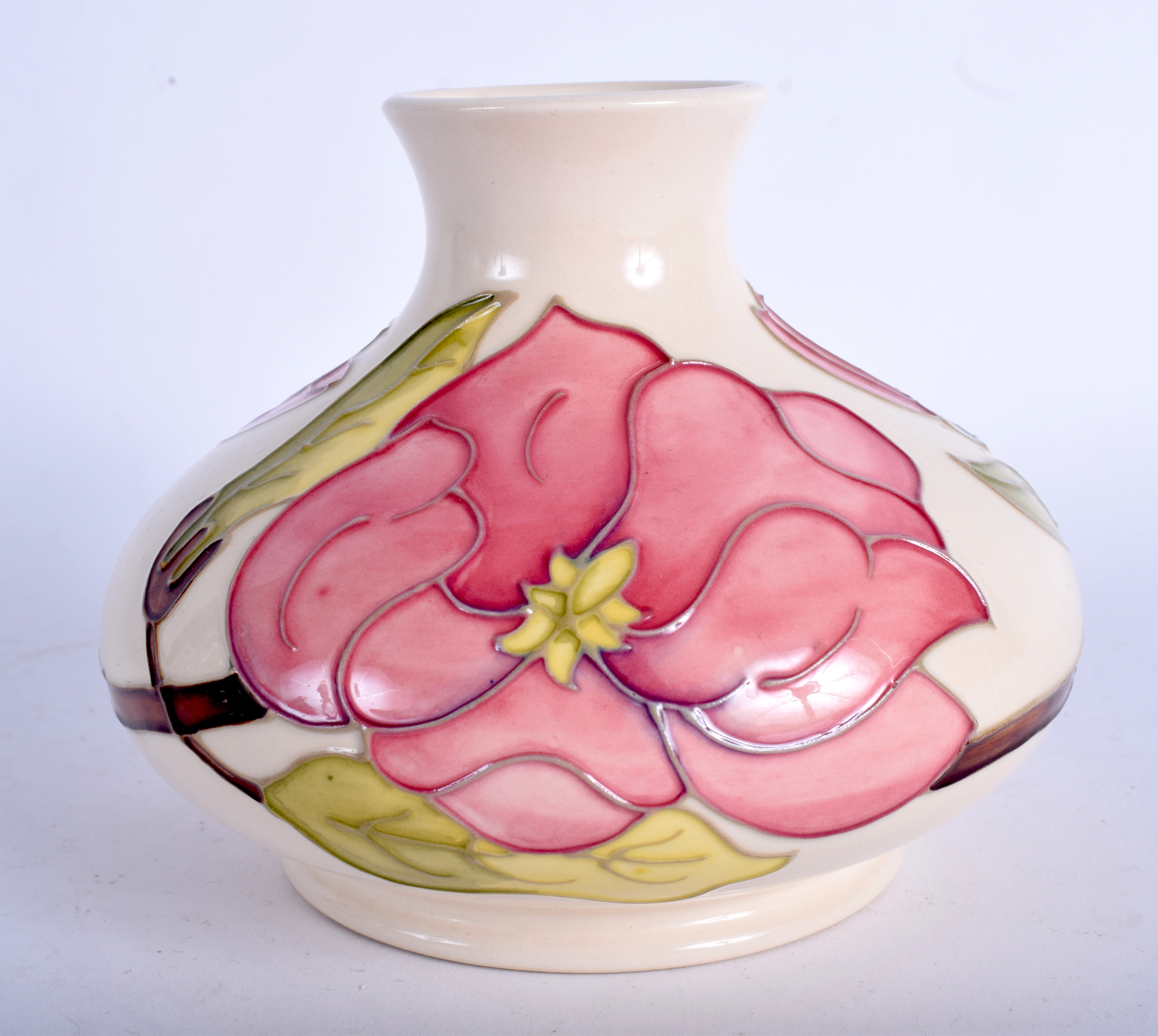 A MOORCROFT VASE Hibiscus pattern. 12.5 cm high.