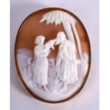 A FINE ANTIQUE GOLD CAMEO BROOCH. 4 cm x 5 cm.