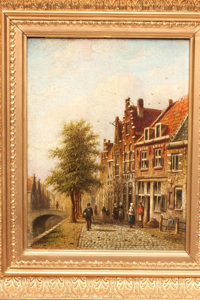 JOHANNES FRANCISCUS SPOHLER (Dutch 1853-1894), Street Scenes with Figures, a pair, oils on panel, - Bild 3 aus 5