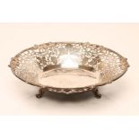 A SILVER FRUIT DISH, maker's mark gothic hh, Sheffield 1967, of shallow shaped flared circular