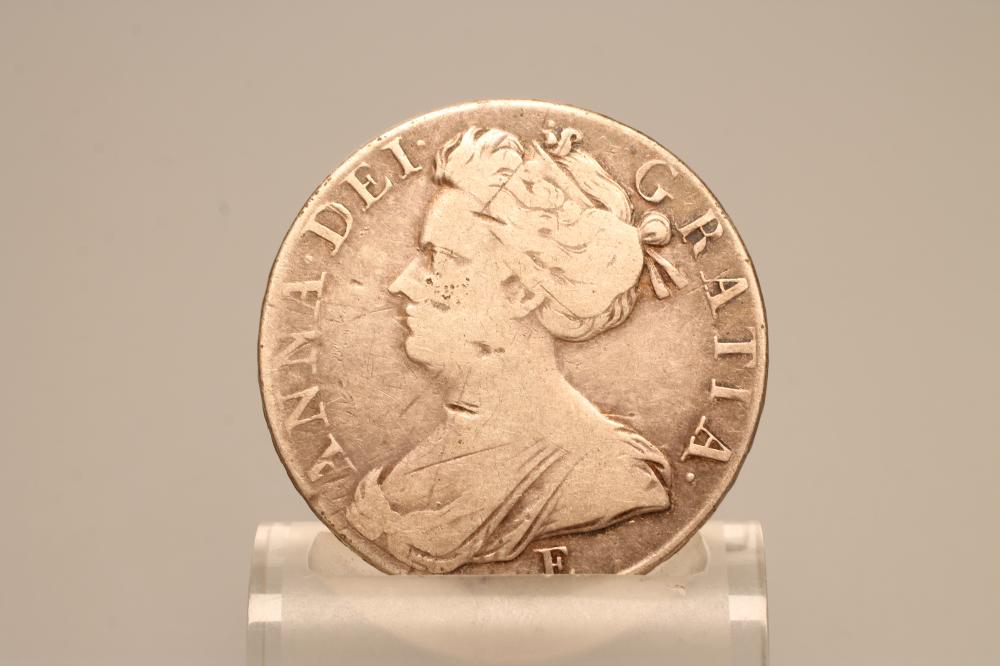 A QUEEN ANNE CROWN, 1708 (Est. plus 21% premium inc. VAT)