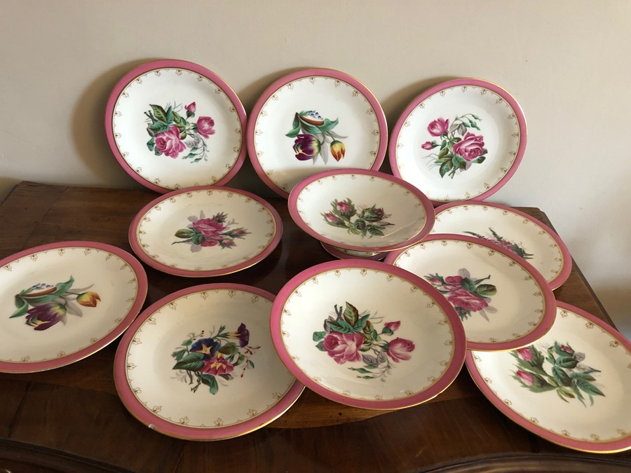 19thC dessert service, 2 tazzas and 9 plates. (some chips)