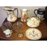 Ceramics and glass to include Crown Devon, Fieldings, Royal Doulton etc.