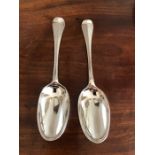 A pair of George I silver tablespoons, Andrew Archer, 1715, 4.3 ozt.