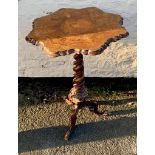 Good quality Victorian walnut tripod table