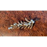 Good 9ct gold and seed pearl brooch 5.5cm long